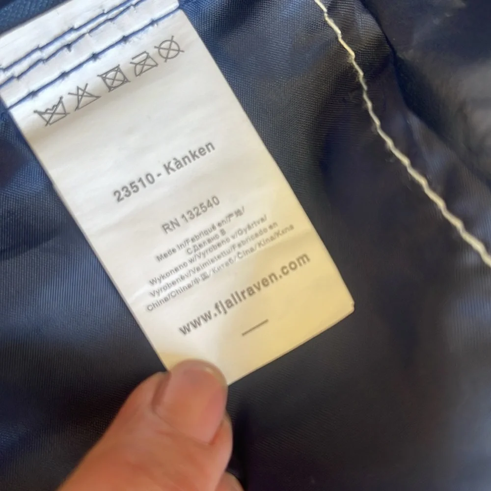 Pre-owned Fjallraven Kanken Classic Backpack Navy Blue School Bag Everyday Pack